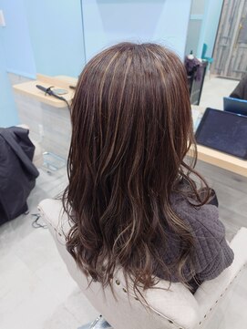 アンフィ 神奈川新町(Anphi) 冬の定番！ハイライトグレージュ♪