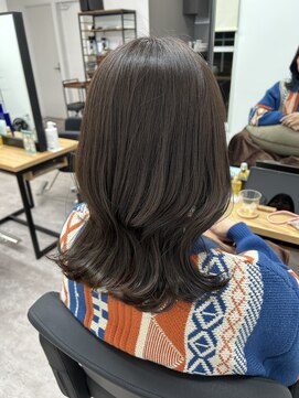 アン ビー(an B) アッシュブラウン×インナーカラーブルー