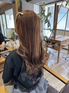 リブラン バイ ルッカ(Liburan by Lucca) 5月 ハイトーンベージュ アレンジ