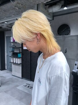 ネクストネオ 静岡(NEXT NEO) NEXTNEO石井/抜きっぱなしセンターパートウルフ2ブリーチ静岡