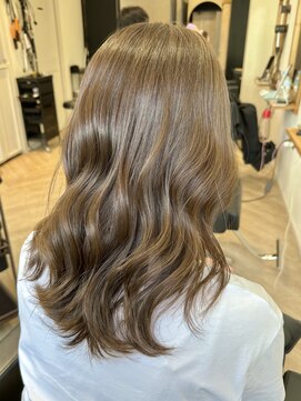 ハーツ(Heart's) 白髪ぼかし脱白髪染め似合わせショートボブ40代50代60代