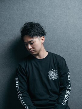 グリップ(Grip) 仕事でスーツを着る人のパーマ