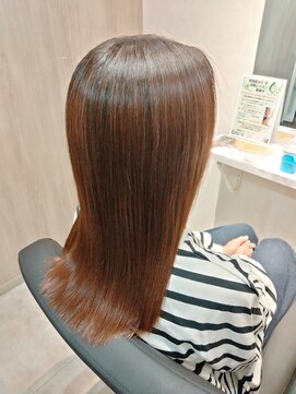 ネーヴェ(neve) 艶ブラウン×ナチュラルストレートロング