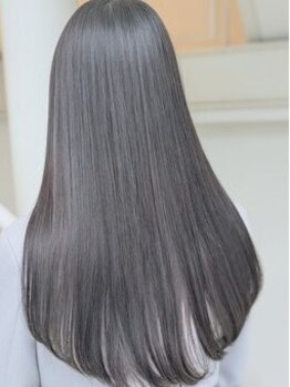 メグヘアークリエーション 川崎矢向(mEg hair creation)の写真/［髪質改善］ダメージを芯から修復し、艶と潤いのある理想の髪に♪カラーとの同時施術でモチもUP☆
