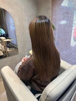 ムギ(Mugi.) 上品に輝く、大人のロング。艶美髪プレミアムカラーエステ