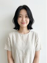 ライフイズモーメント 浜松富塚店(Life is...Moment) 透け感ブラック×レイヤーボブ