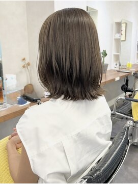 オウル(Owll) ◆◇シークレットレイヤーくびれミディ　オリーブグレージュ◇◆