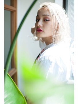 ホーミートウキョウ(HOMIE TOKYO) 渋谷 イルミナカラー×ケアブリーチ×ハイライト×TOKIO