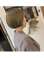 トレス(tresses) ミニボブ×透明感ベージュ