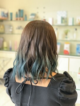 クリック 八千代緑が丘店 グラデーションブルー