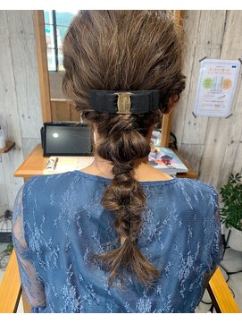 ヘアーアンドデザイン アトリエ(atelier) ゆるふわアレンジ