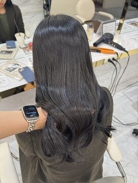 シェノン サントル(CHAINON CENTRE) 黒髪/グレーベージュ/レイヤーロング/前髪パーマ