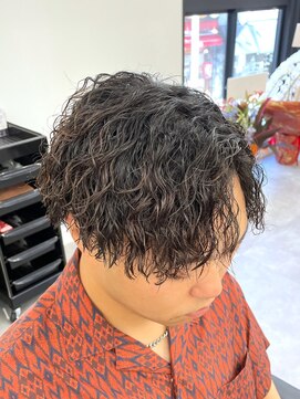 ノイセル 心斎橋(Noisyle) guest snap　前下がりセンターパート×ツイストスパイラル