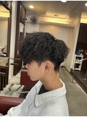 前下りツイストスパイラル(メンズ/パーマ/マッシュ)