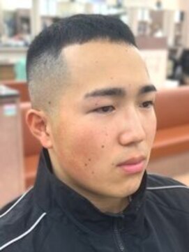 プラーナ 伊勢御薗店 フェードスタイル