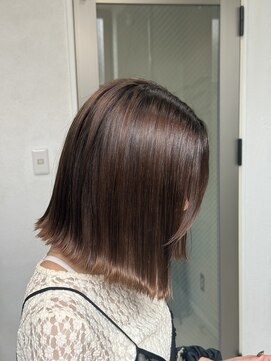 ミツバ(3tuba) 秋にぴったり!ブラウンカラー×タッセルボブ