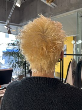 スパイキーショート