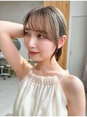 前髪顔周りくびれミディアムレイヤー韓国ヘア