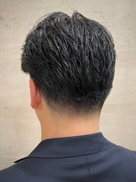 ヒロギンザ 八重洲店(HIRO GINZA) スーツに似合う髪型　メンズパーマ　ビジネスヘア　東京　日本橋