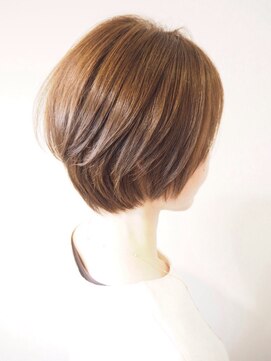 ヘアー ルーム レッド(hair room. red by NYNY) ショート×大人可愛い×ベージュ