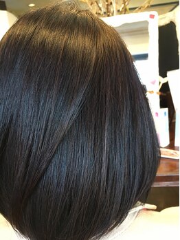 ティンク Hair Tinkの写真/上質カラー剤使用でツヤ・透明感・手触りの違いを実感♪肌が弱い方、髪が傷みやすい方に必見のメニューも♪