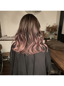 シフト ニュートラル(SHIFT N) バレイヤージュ　ピンク