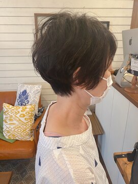 リリー(Lily) ゆかのお客さま*トップふんわりナチュラルショート