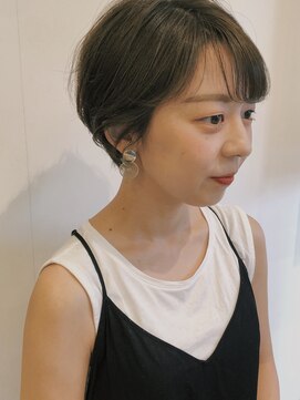 ヘアーアイスカルテット(HAIR ICI QUARTET) 耳掛けショートスタイル