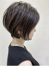 【大人ショートボブ】定番のショートボブも周りと差がつくデザインへー。[行徳/髪質改善]