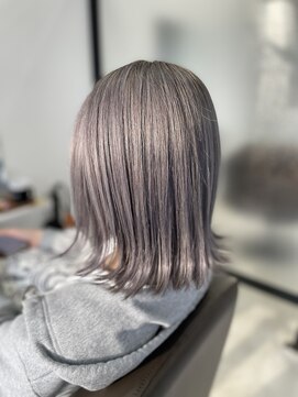 ミングルクラーロヘアー(MINGLE CLARO hair) グレーしる
