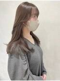 美しい毛流れの"くびれヘア"