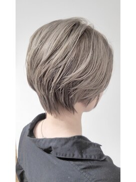 エイト 上野店(EIGHT ueno) 大人可愛いショートボブ