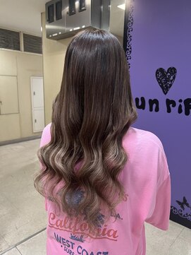 アンリップ ジー(salon unripＧ) d #ハイライト