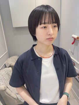 ネオリーブギンザ 銀座店(Neolive GINZA) 斜めバング/グレージュカラー/シルキーベージュ/銀座ショート