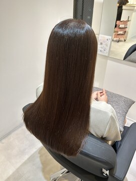 エミュスト(Emuest) 【松葉】髪質改善/髪質改善トリートメント/髪質改善