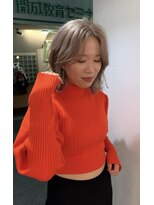 リヴゴーシュ(rive gauche)&nbsp;くびれ外はねホワイトミルクティー