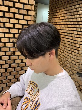 アネラ(Anela) メンズセンターパート/ニュアンスパーマ  【山中】