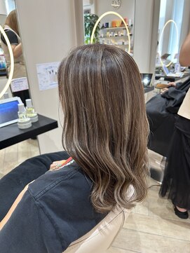 アーチバイケンジ(arch by kenje) アッシュベージュ