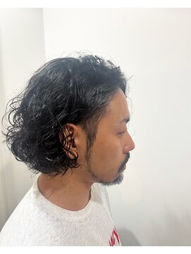 ヨヨ(yoyo) 無造作メンズパーマ　フェード　ツーブロック　韓国風