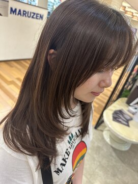 シャンプーボーイ セントラル 博多(SHAMPOO BOY central) インナーレイヤー / レイヤーカット / 顔まわりレイヤー