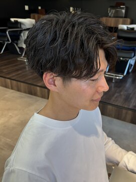 シーフ 千葉(Cyf) フェザーパーマ/刈り上げセンターパート/ビジネス/千葉駅/保立