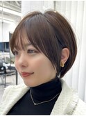 斜めバング、小顔ショート、前髪パーマ