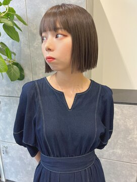 ソアロ(SOARO) 切りっぱなしボブ×シアーグレージュ