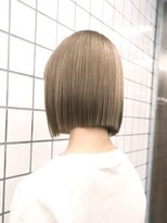 ガーデンヨコハマエスト(GARDEN YOKOHAMA est)&nbsp;ボブ　外ハネボブ　くびれヘア　切りっぱなしボブ　暗めカラー