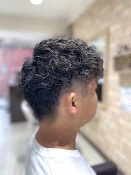 ヘアスペース エアリス(Hair space Earth) メンズツイストスパイラルパーマ