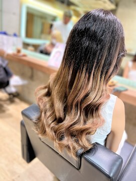 リノ(Lino) 羽エクステグラデーション♪