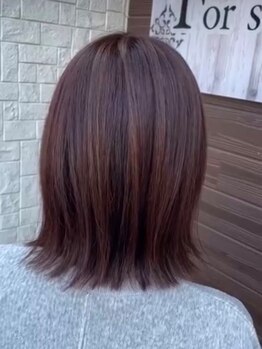 フォー スウィート(For sweeT)の写真/白髪をカバーしながら、オシャレも楽しめるグレイカラーをご提案◎髪のお悩みもお気軽にご相談ください◇