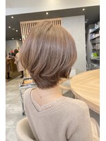 リファインド(REFINED)&nbsp;大人かわいいハイトーンなボブスタイル　　村田