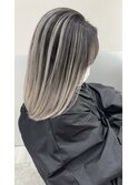 切りっぱなしボブ×バレイヤージュカラー
