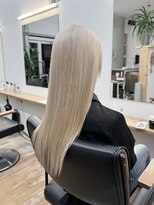 トラッキンアップザパス(TRUCKIN UP THE PATH)&nbsp;ホワイトブロンド/ブロンドベージュ/ブロンドカラー